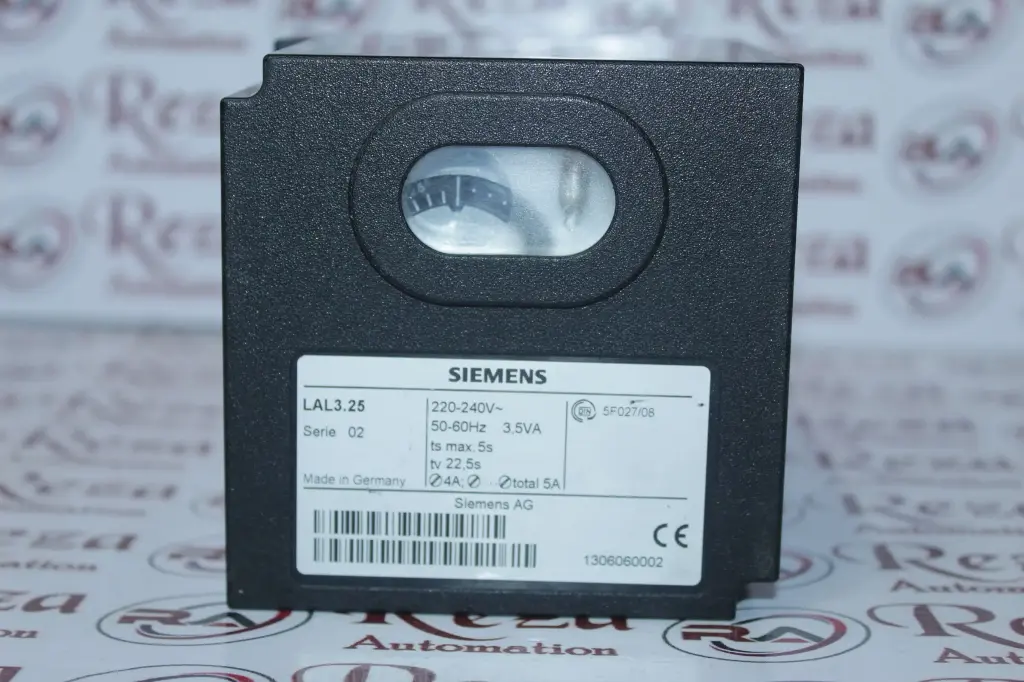 SIEMENS LAL3.25 UNIVERSAL OIL BURNER CONTROL