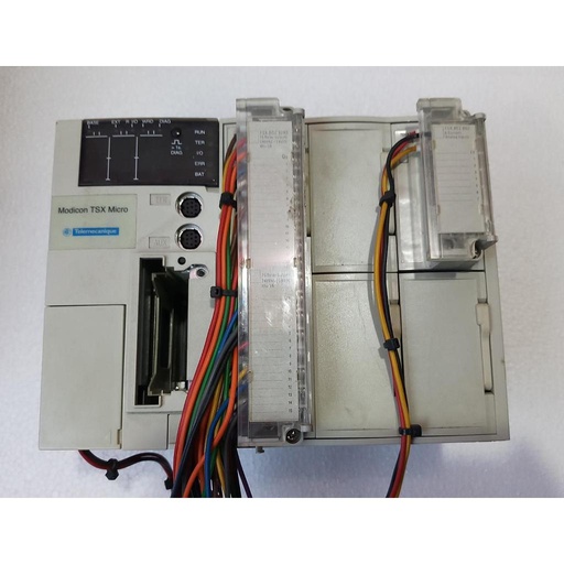 SCHNEIDER TSX3721001 PROGRAMMABLE LOGIC CONTROLLER (PLC)