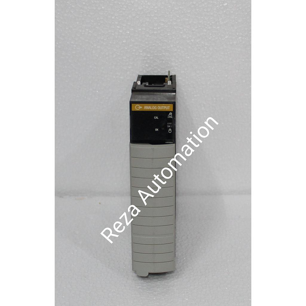 ALLEN BRADLEY 1756-OF8